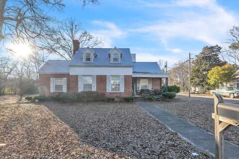 204 3rd St SE, Aliceville, AL 35442