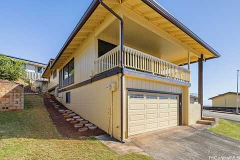 98-1735 Piki Street, Aiea, HI 96701