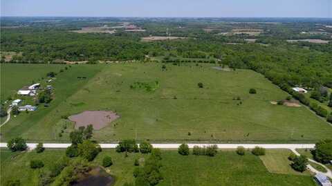 1379 Pawnee Road, Pomona, KS 66076