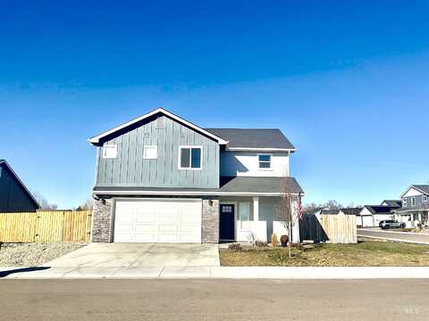 105 Mathew Court, Melba, ID 83641