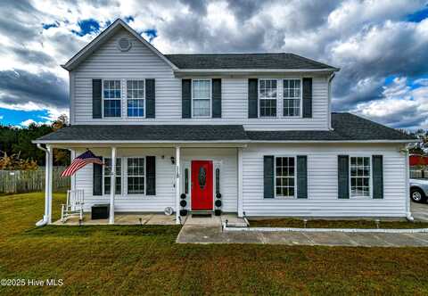 118 Azalea Plantation Boulevard, Maysville, NC 28555