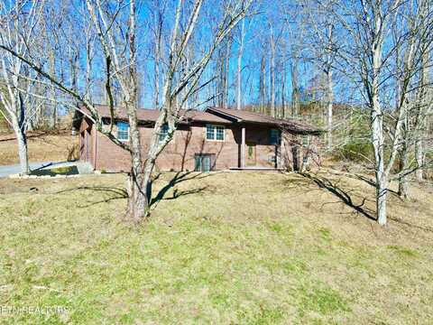 1360 Chumley Rd, New Tazewell, TN 37825