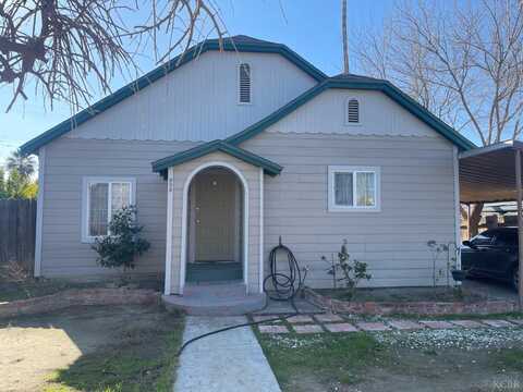 808 Fresno Street, Avenal, CA 93204