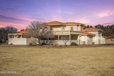 1470 Westwind Road, Las Cruces, NM 88007