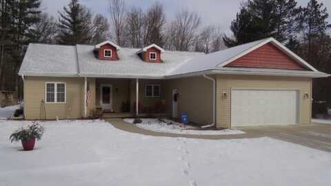 11664 Martha Ln, Crivitz, WI 54114