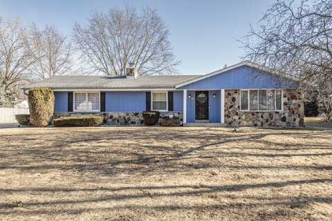 9090 N Goldendale Dr, Brown Deer, WI 53223