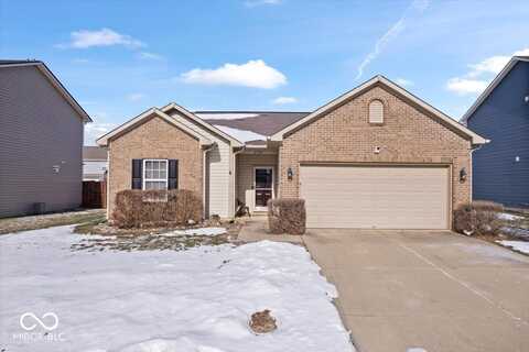 2724 Winding Creek Lane, Greenfield, IN 46140