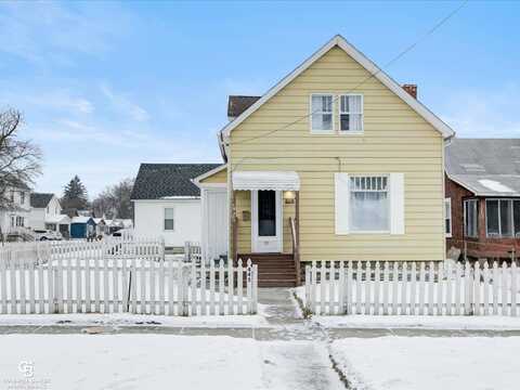 445 11th, Port Huron, MI 48060