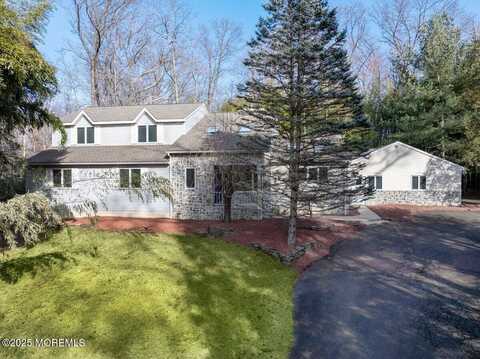 12 Bauers Lane, Morganville, NJ 07751