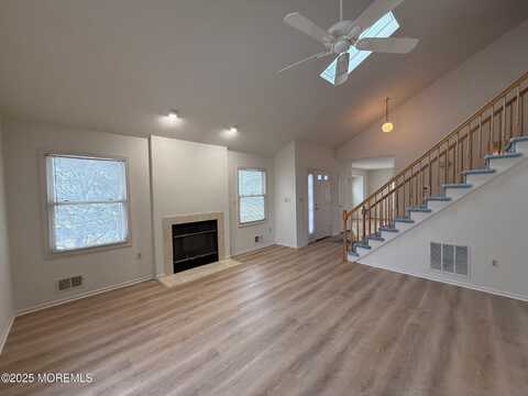 2 Whitesands Way, Little Silver, NJ 07739