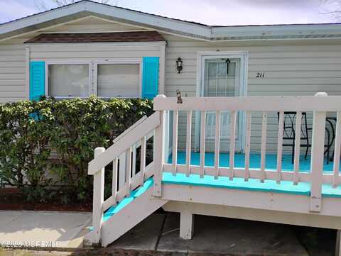 211 Holly Court, Whiting, NJ 08759