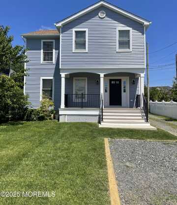 7 Riverdale Avenue, Monmouth Beach, NJ 07750