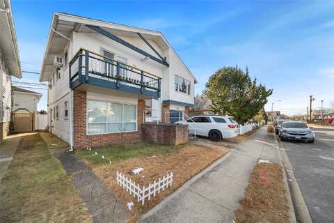 626 E Chester Street, Long Beach, NY 11561