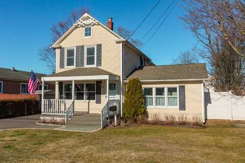 39 Jefferson Street, East Islip, NY 11730