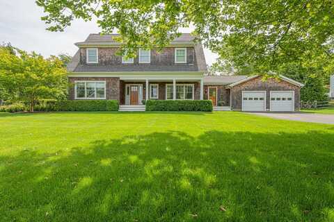 14 Underhill Drive, Southampton, NY 11968