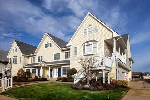 253 Westside Avenue, Freeport, NY 11520
