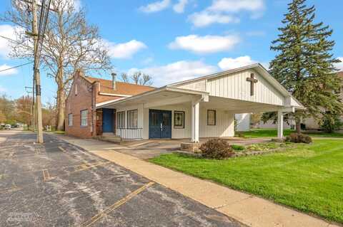 35 E Benton Street, Oswego, IL 60543