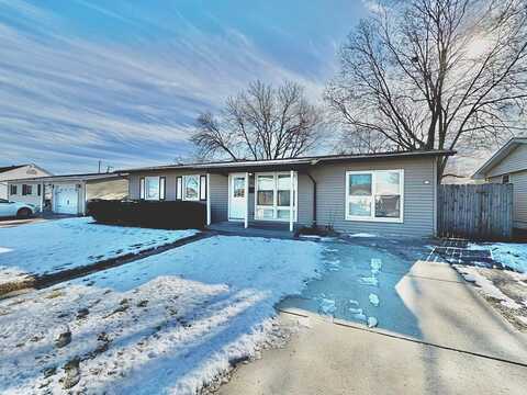 5 Dover Avenue, Romeoville, IL 60446