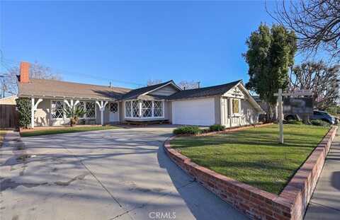 11522 Weatherby Road, Los Alamitos, CA 90720