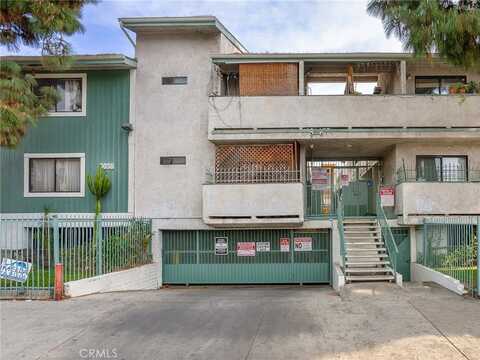 9038 Orion Avenue, North Hills, CA 91343