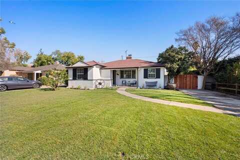 5518 Simpson Avenue, Valley Village, CA 91607