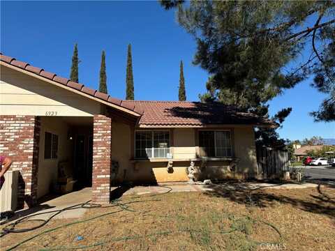 6923 Sundown Drive, Jurupa Valley, CA 92509