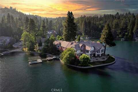 177 Shorewood Drive, Lake Arrowhead, CA 92352