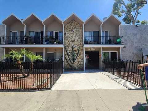 14696 Rayen Street, Panorama City, CA 91402