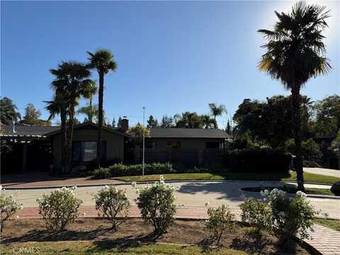 522 E Mariposa Drive, Redlands, CA 92373