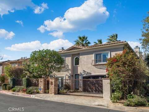 4941 Aqueduct Avenue, Encino, CA 91436