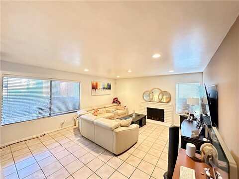 1450 Cabrillo Park Drive, Santa Ana, CA 92701