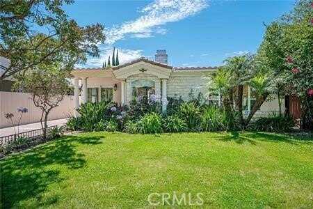 3845 Cedar Avenue, Long Beach, CA 90807