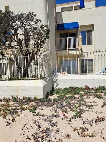 711 Pacific Coast Highway, Huntington Beach, CA 92648