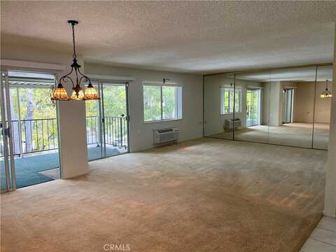 2370 Via Mariposa, Laguna Woods, CA 92637