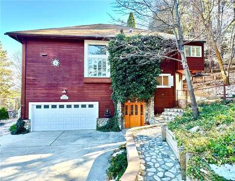 971 Grass Valley Road, Lake Arrowhead, CA 92352