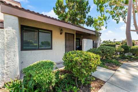 6030 Etiwanda Avenue, Tarzana, CA 91356