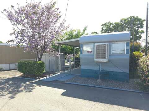 510 N Roberts Lane, Bakersfield, CA 93308
