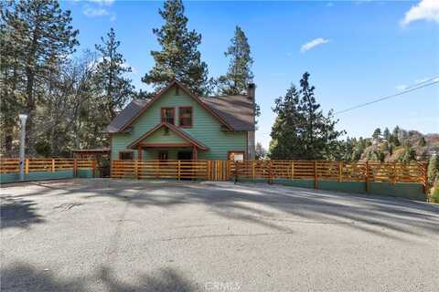 617 Acacia Drive, Crestline, CA 92325