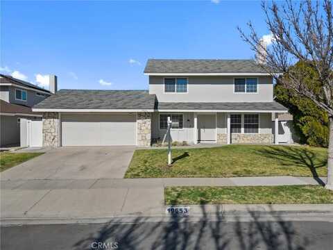 19653 Newhouse Street, Canyon Country, CA 91351