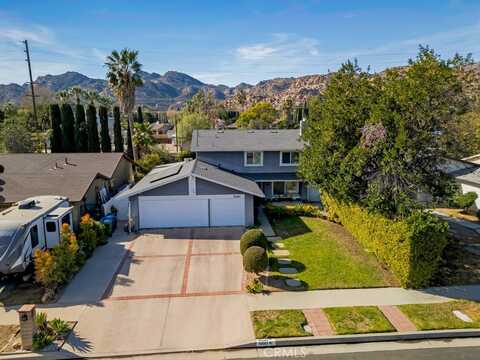 10561 Vassar Avenue, Chatsworth, CA 91311