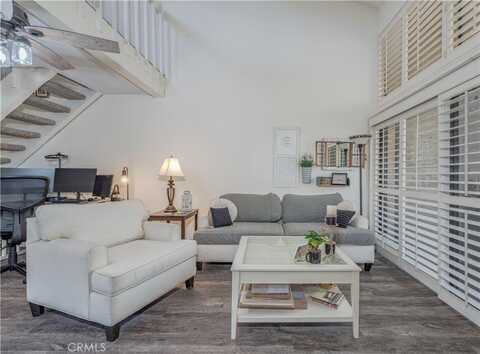 4900 E Chapman Avenue, Orange, CA 92869