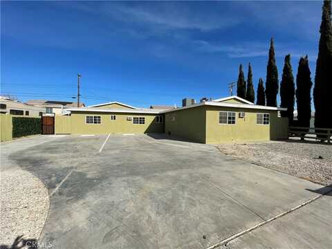 1575 W Avenue H8, Lancaster, CA 93534