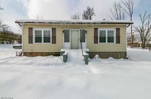 14724 Beechwood Drive, Newbury, OH 44065