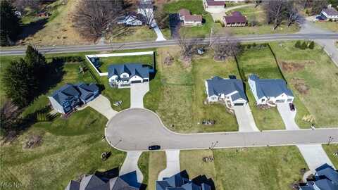 5727 Shadow Ridge Circle NW, North Canton, OH 44720