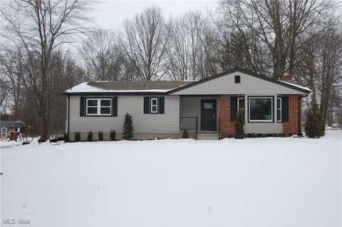 21 Willow Way, Canfield, OH 44406