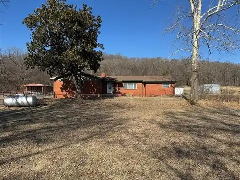 428867 Highway 266, Checotah, OK 74426