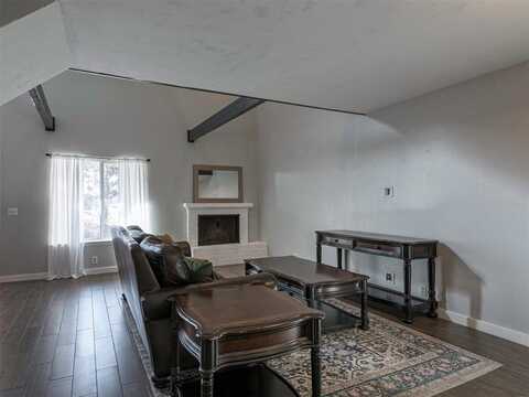 9635 Hefner Village Boulevard, Oklahoma City, OK 73162