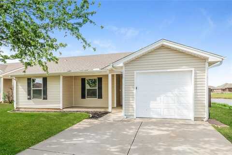 817 Eric Circle, Moore, OK 73160