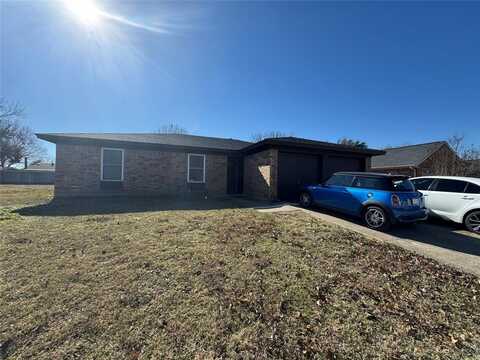 1705 La Fontaine Lane, Greenville, TX 75402