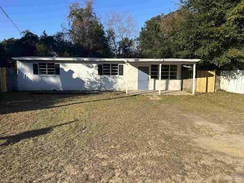 4 Utah Ct, Pensacola, FL 32505